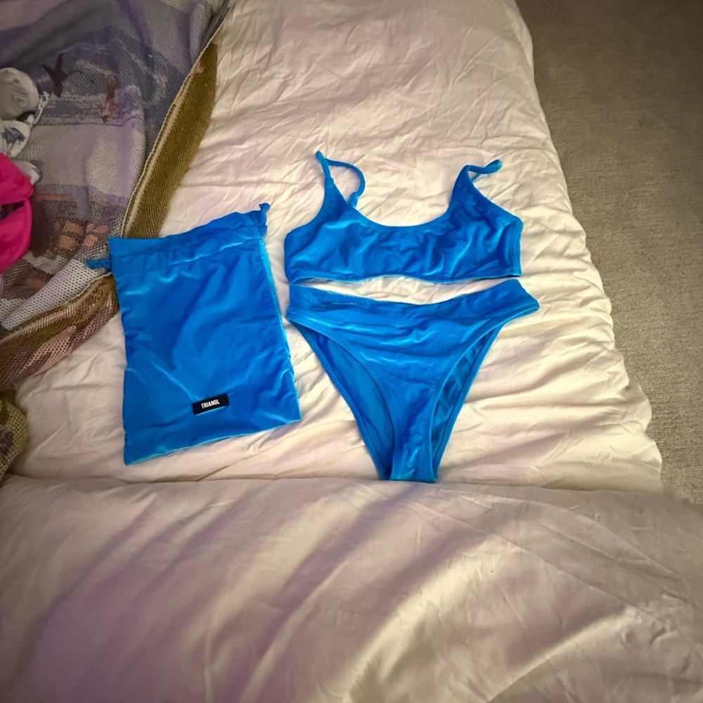 Triangl Swimwear Electric Blue Velvet Set